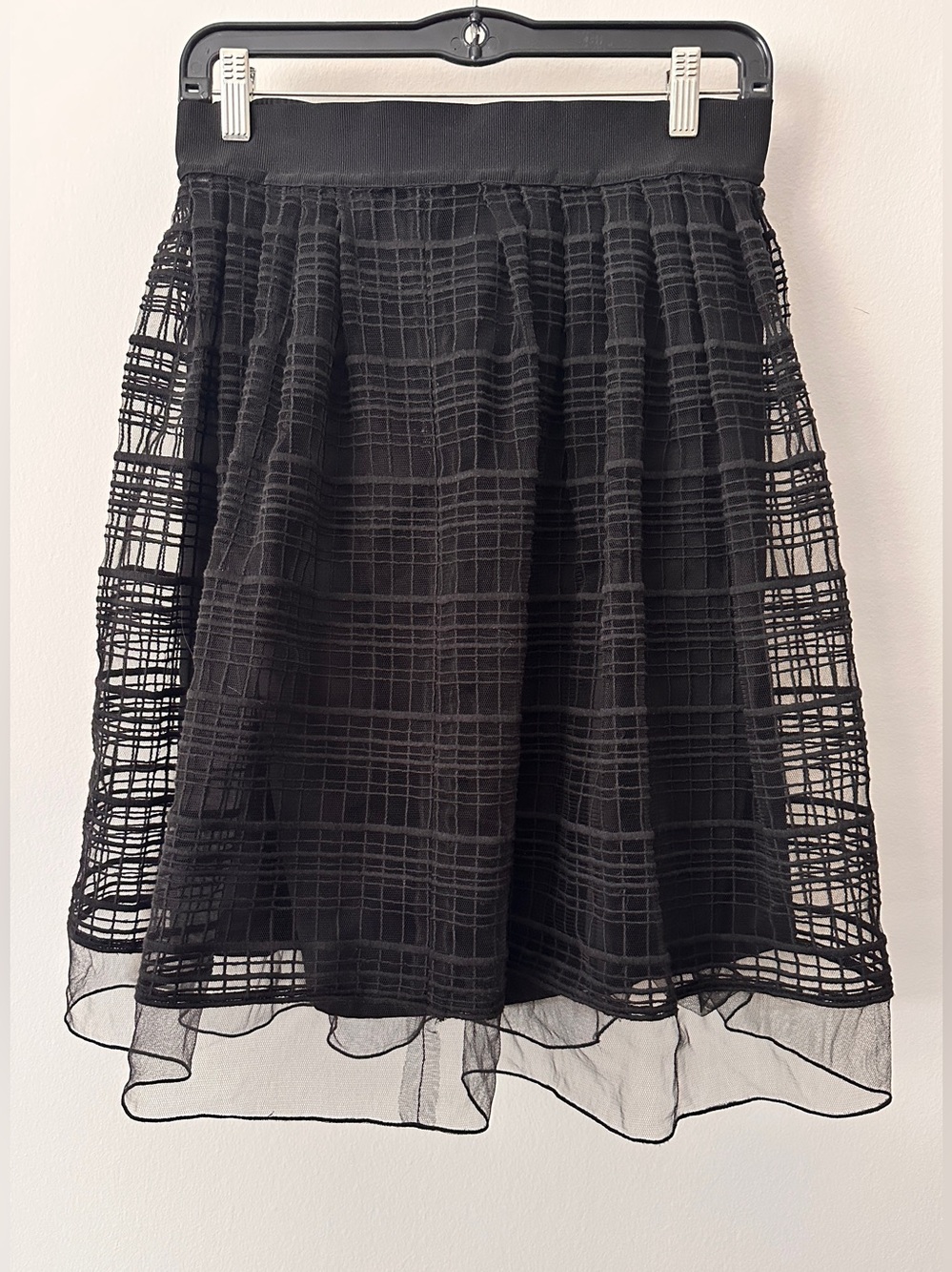 Per Se Black Textured Double Layer Skirt